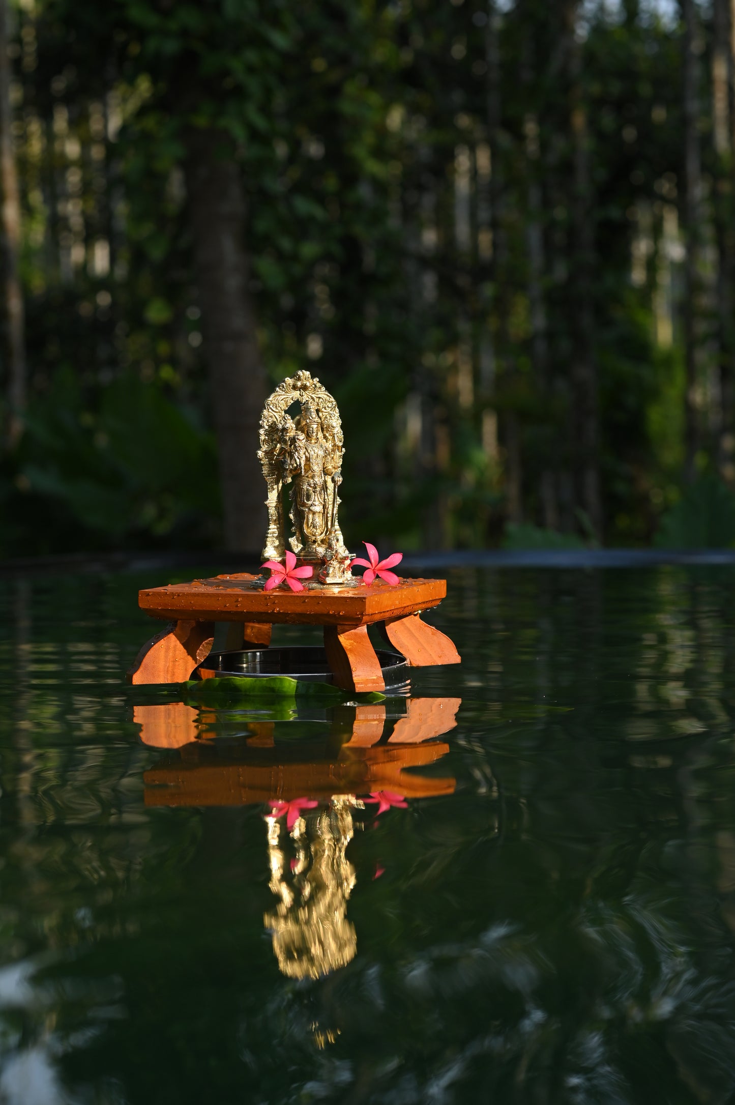Maha VIshnu with Prabha Brass Idol - Medium