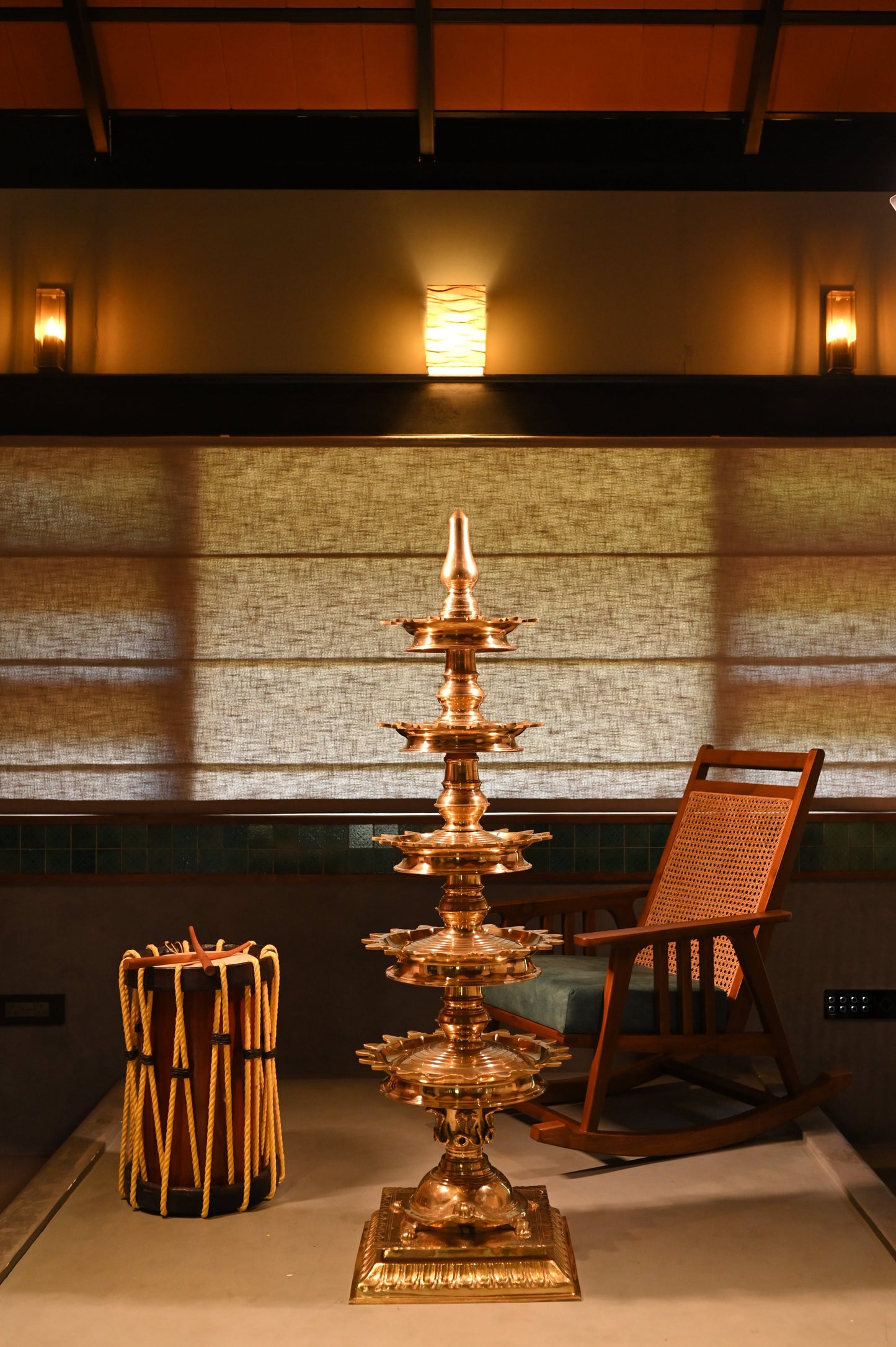 Vaasthu Vilakku Brass Oil Lamp - Large