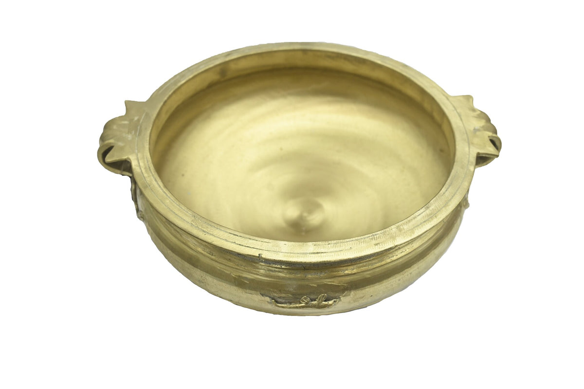 Brass Kerala Vattalam (Traditional Vessel) – 13 Inch – view 2