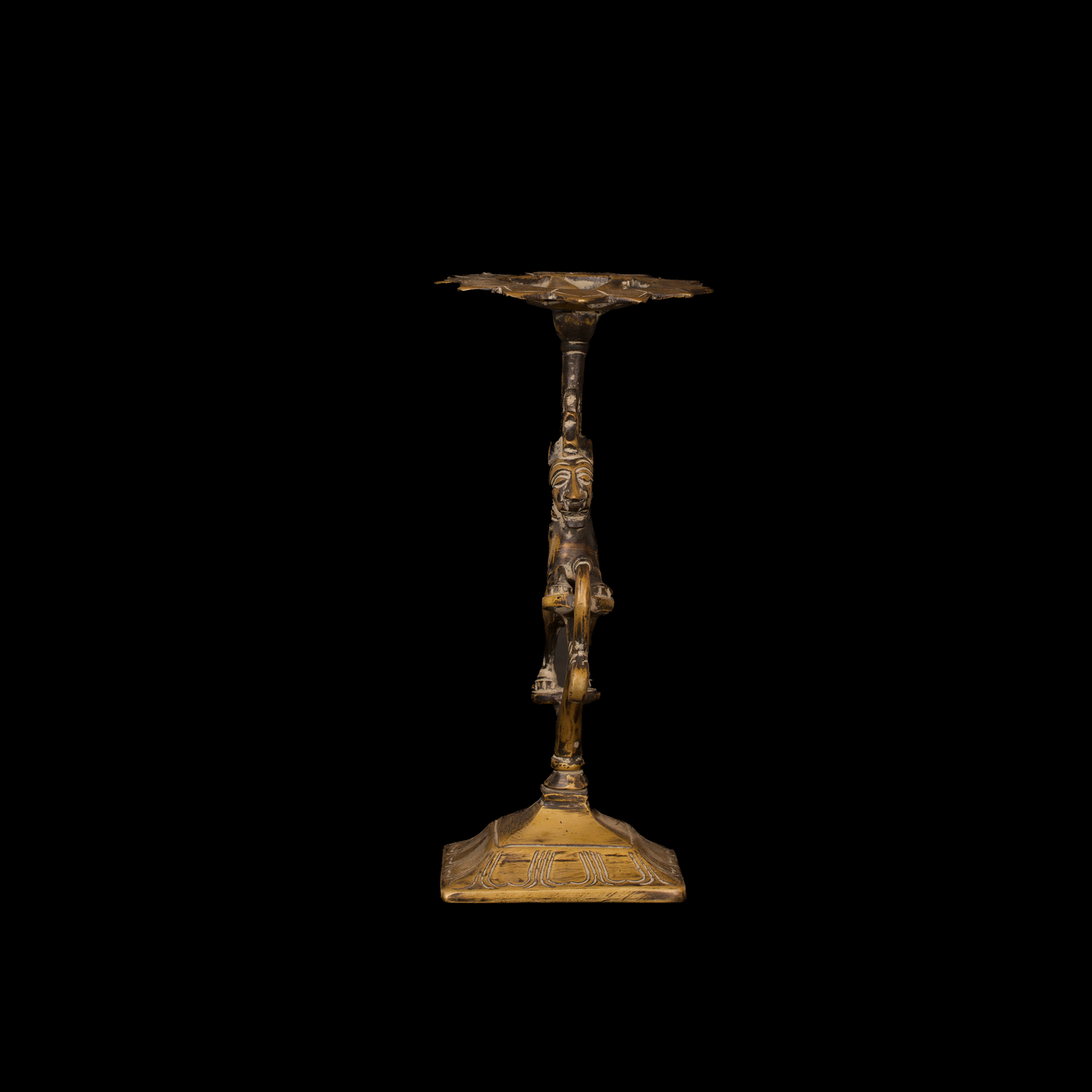 YALI CANDLE STAND 9"