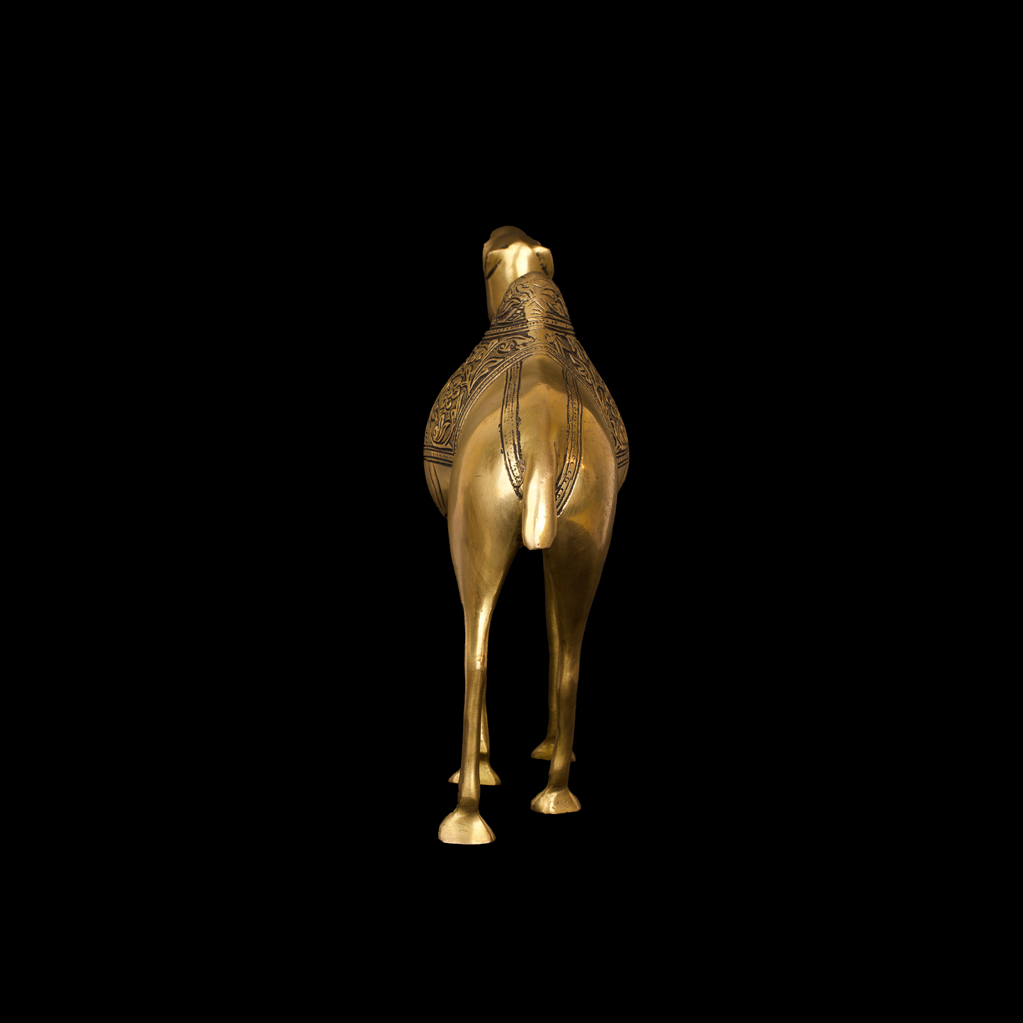 CAMEL STANDING 11"